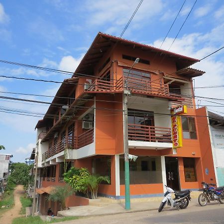Hostal El Puerto Yurimaguas Exterior foto