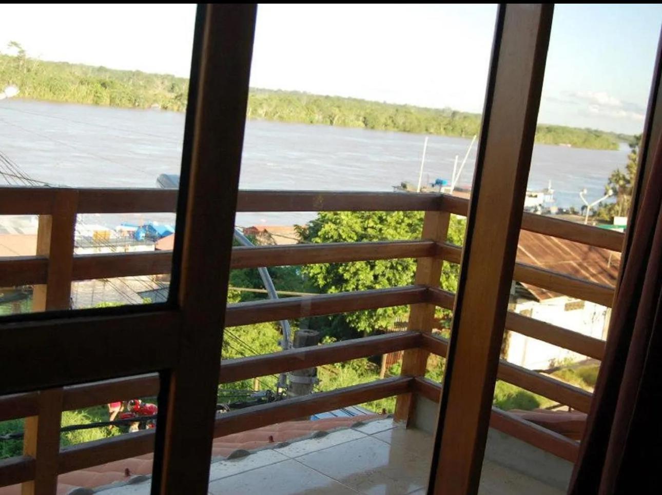 Hostal El Puerto Yurimaguas Exterior foto