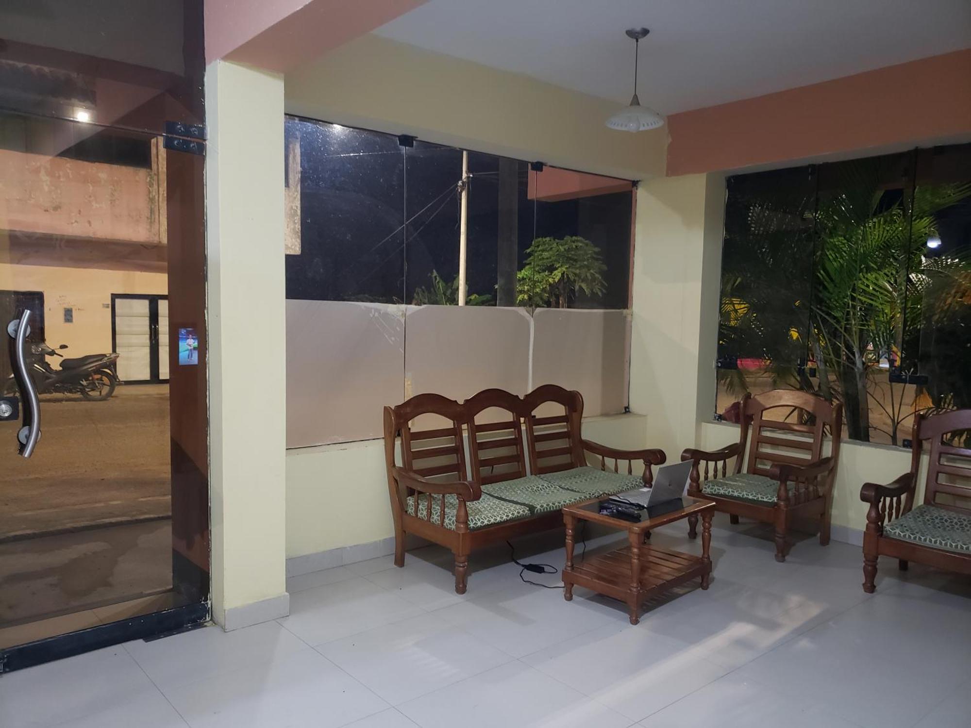Hostal El Puerto Yurimaguas Exterior foto