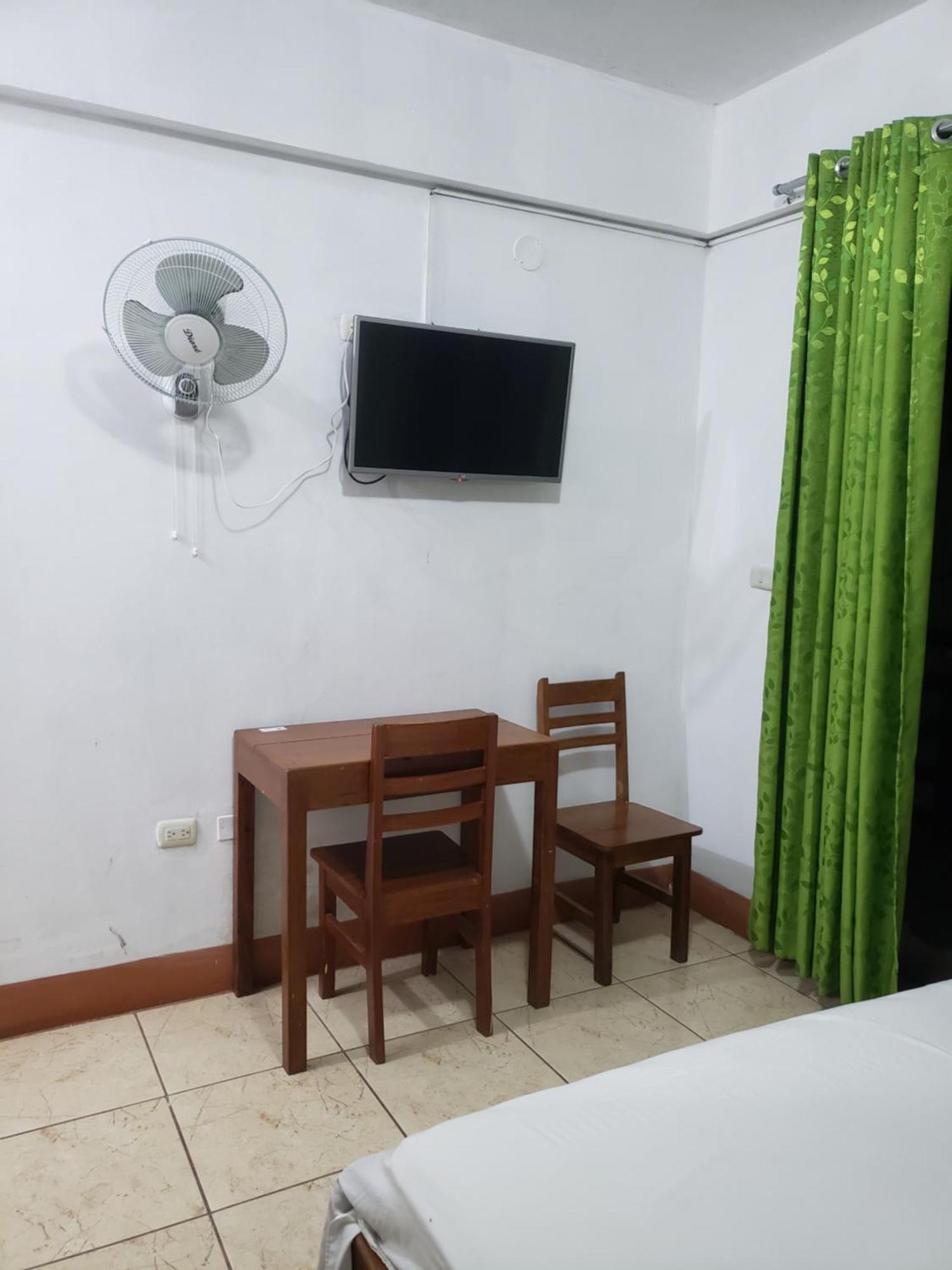 Hostal El Puerto Yurimaguas Exterior foto